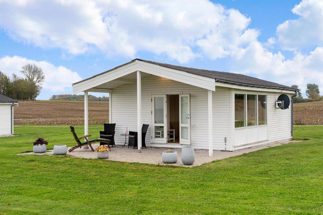 Cozy 2-Bedroom J Seaside Escape At Summerhouse Brenderup Kültér fotó